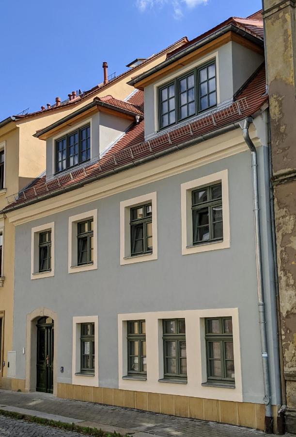 Gut Schlafen In Der Innenstadt Von - Io19 Apartment Zittau