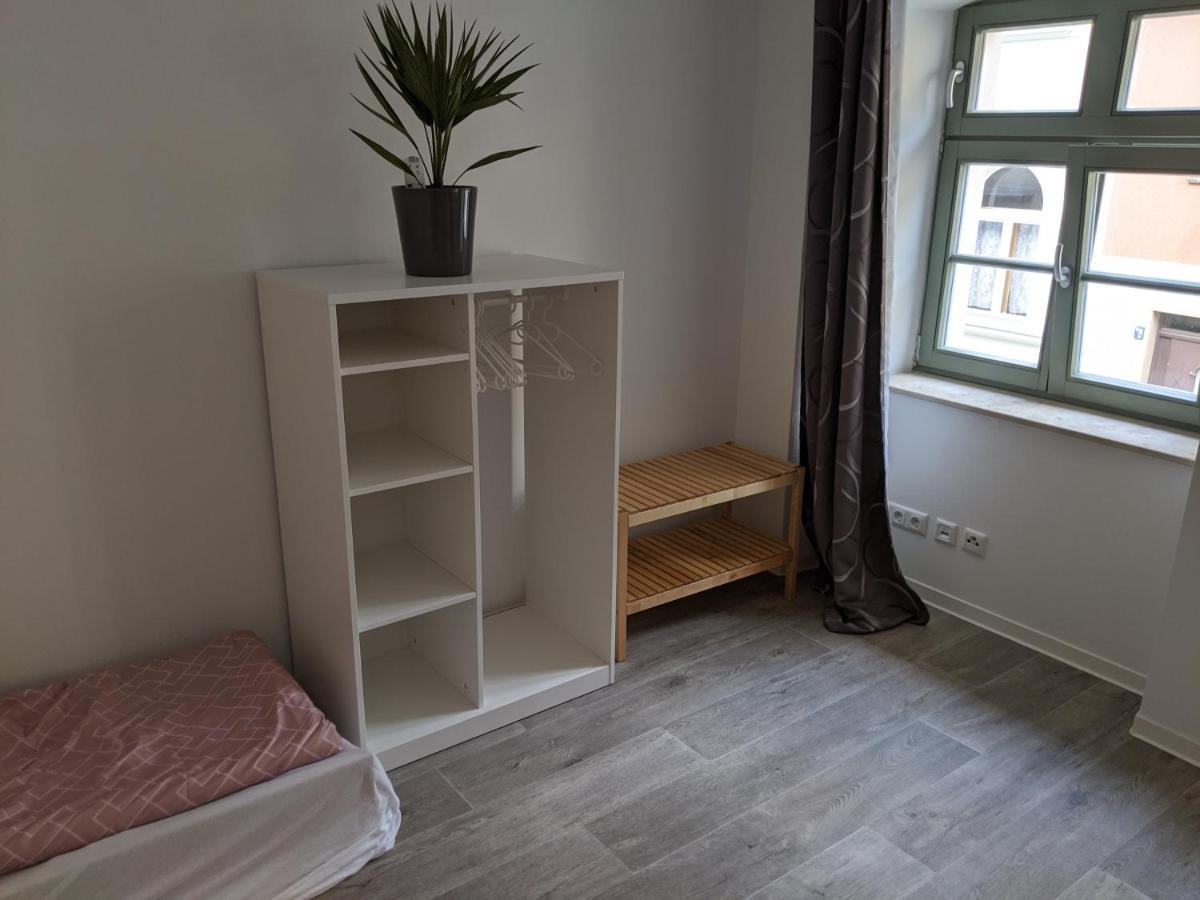 Gut Schlafen In Der Innenstadt Von - Io19 Zittau