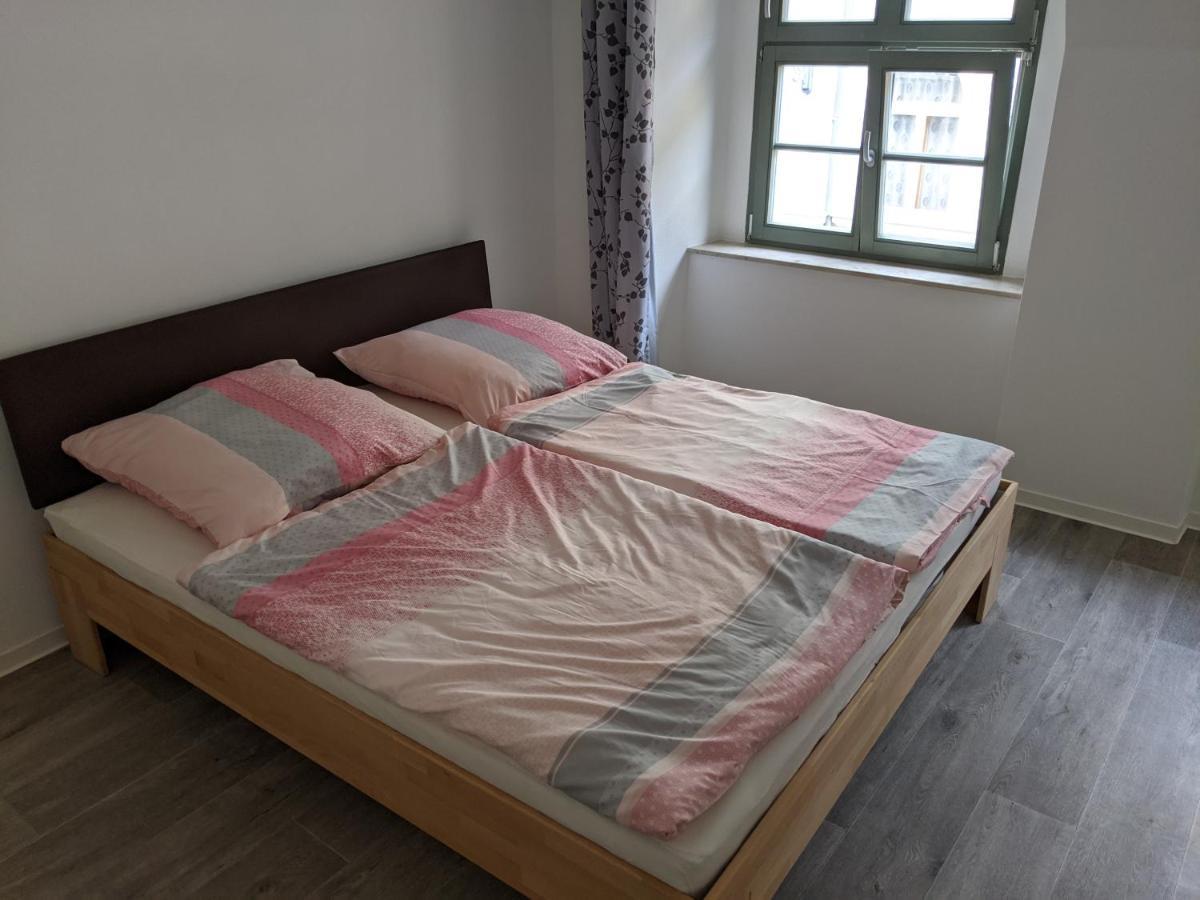 Gut Schlafen In Der Innenstadt Von - Io19 Apartment Zittau